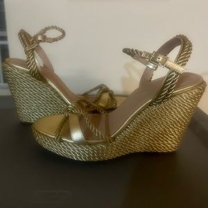 Kurt Geiger metallic gold wedge sandals size 40 (similar to a 9 10 ) worn once